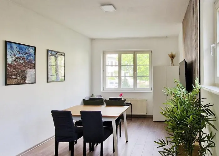 Modernes In Leipzig, 4 Personen, Selbst-check-in *