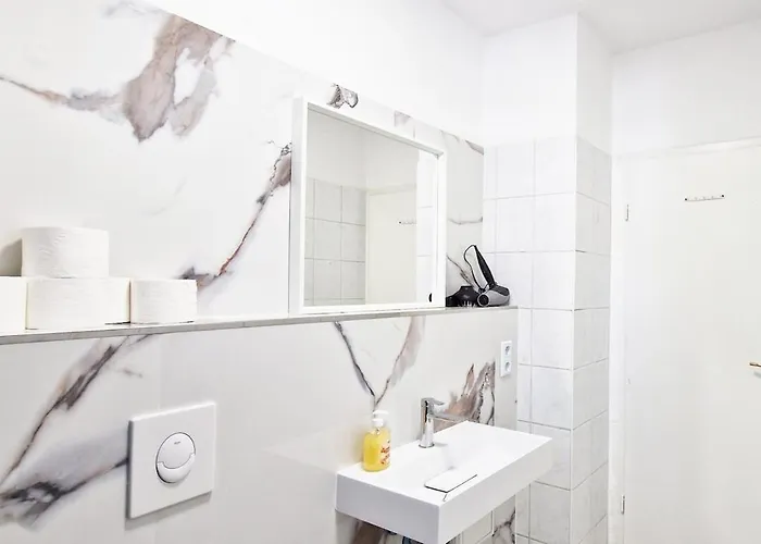 Modernes In Leipzig, 4 Personen, Selbst-check-in *